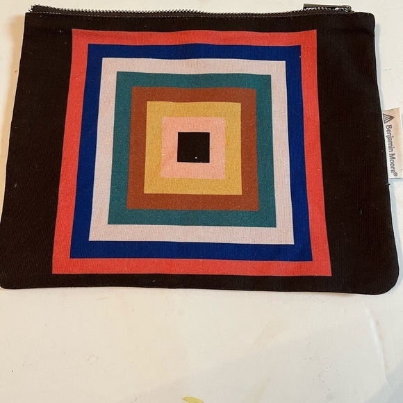 Benjamin Moore Advertising Zip Cosmetic Travel Pencil Pouch Bag Pantone deck - Picture 1 of 4